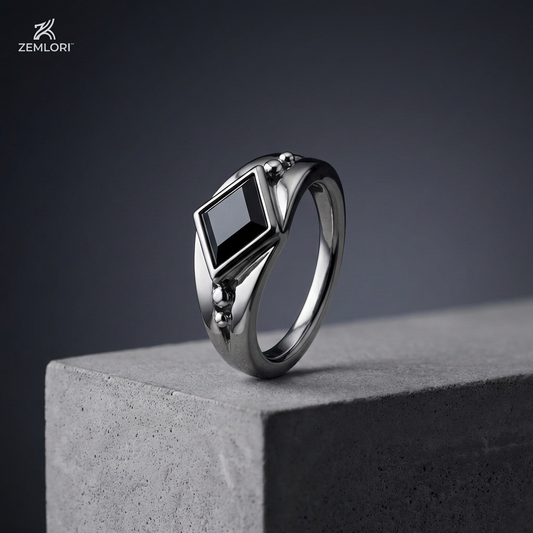Zemlori™ Black Onyx & Silver Bold Ring